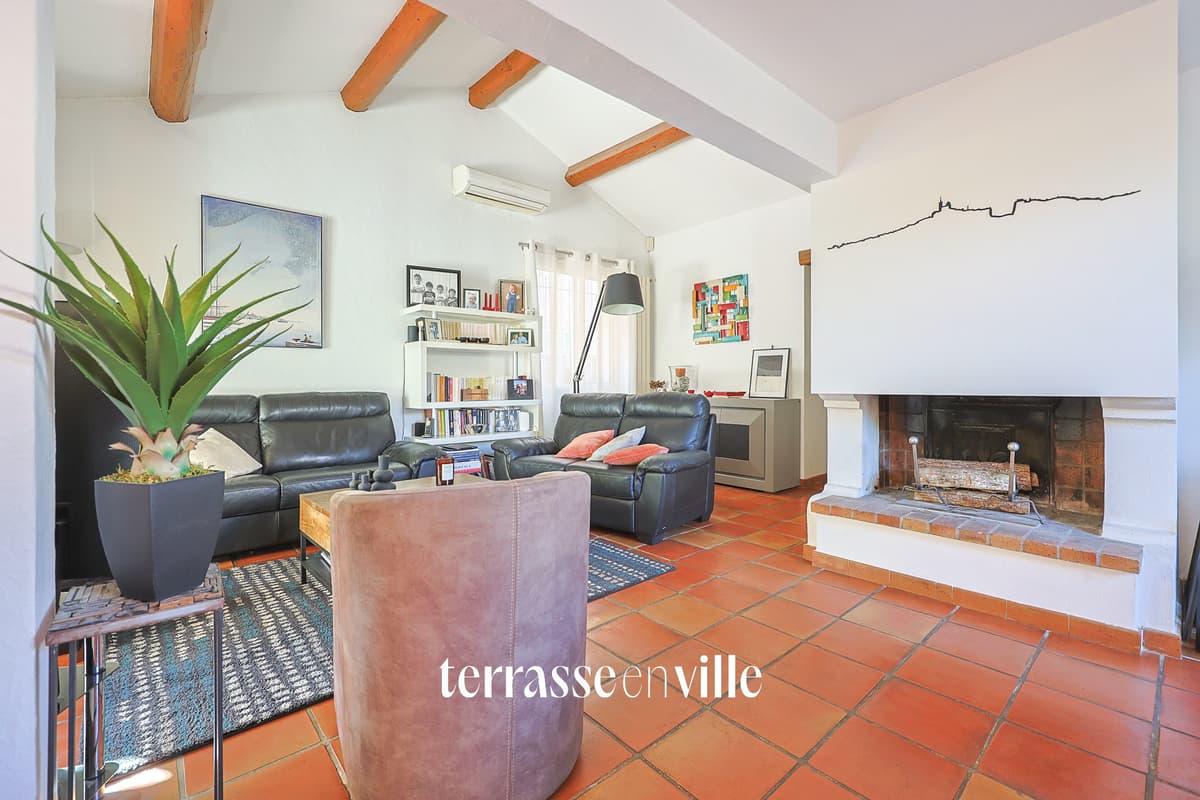 EXCLUSIVITÉ - SAINTE MARGUERITE - MAISON T6 - PISCINE - GARAGE - 695 000 EUROS - 5