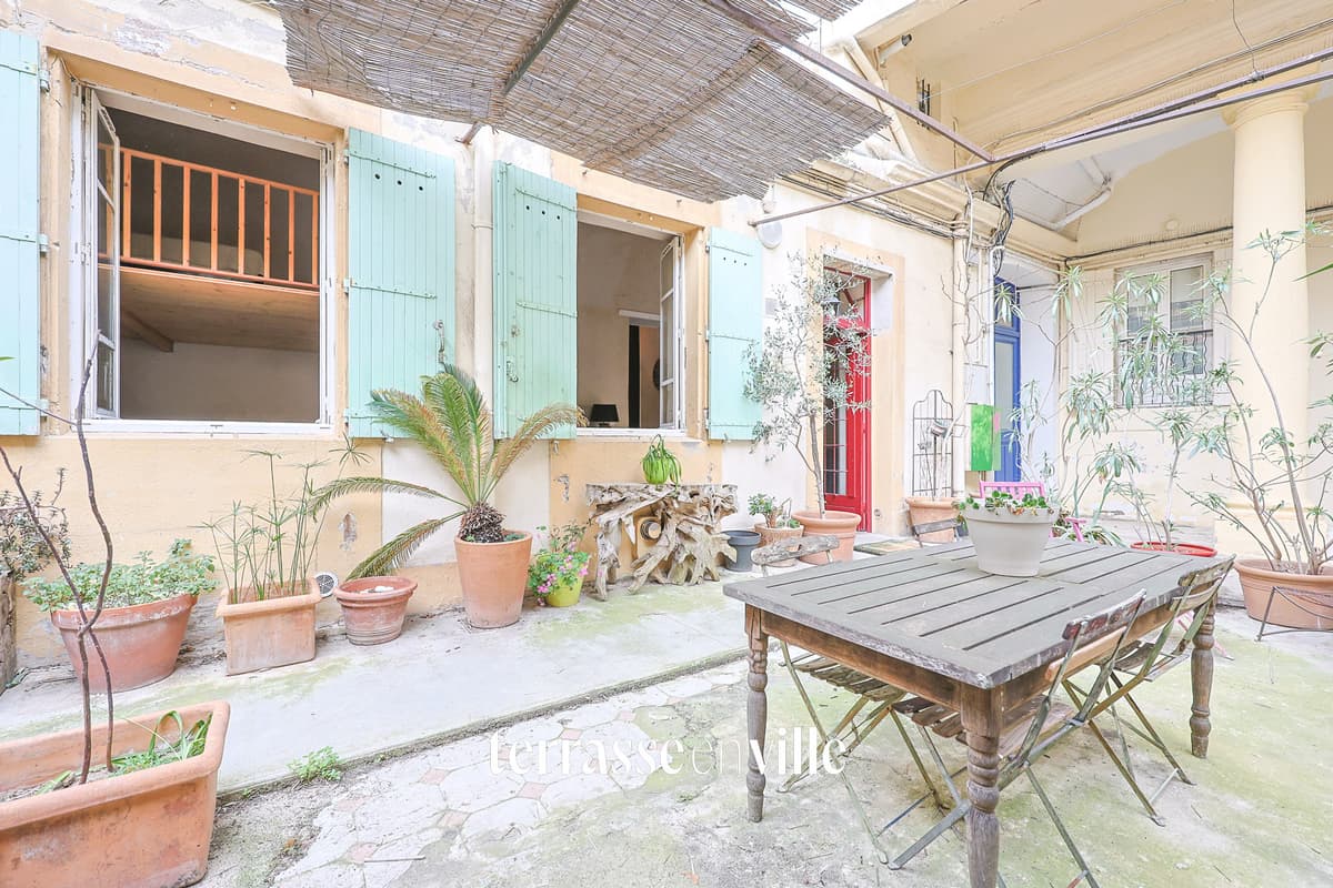 EXCLUSIVITE - ROUCAS BLANC - T2/3 - TERRASSE - 170 000€ - 1
