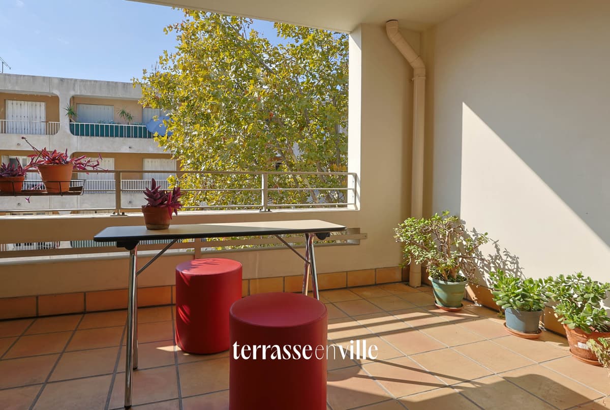 VENDU - LES CHARTREUX 13004 - APPARTEMENT T3 - 71M2 - TERRASSE - GARAGE - 273 000€ - 1