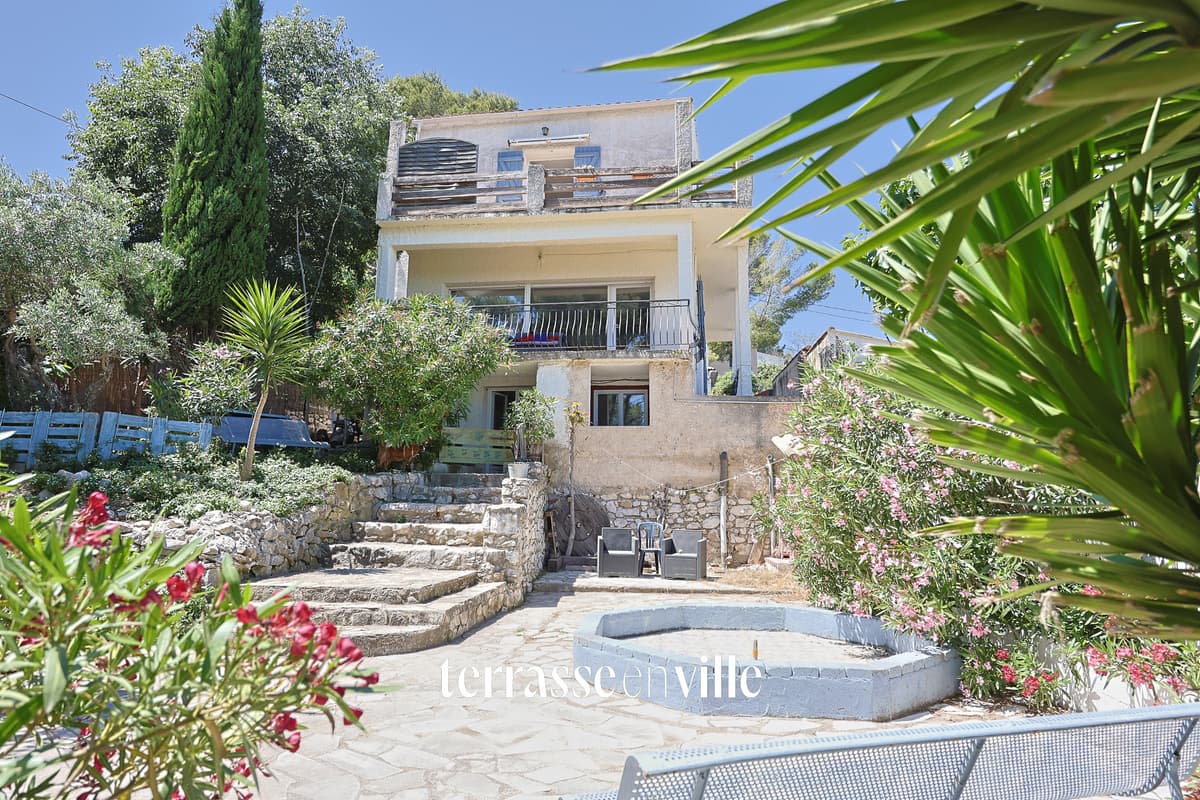 LA MILLIERE - MAISON - T6 - JARDIN - VUE - 495 000€ - 2