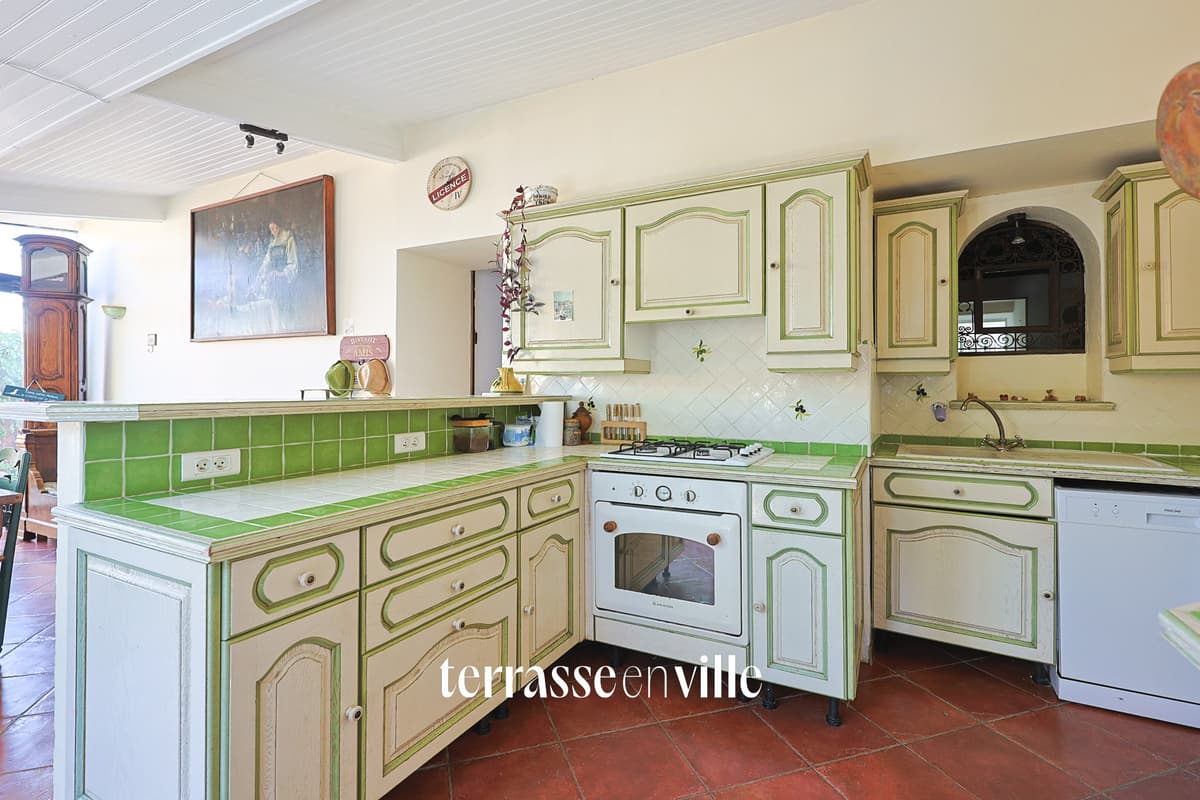 LA MILLIERE - MAISON - T6 - JARDIN - VUE - 495 000€ - 6