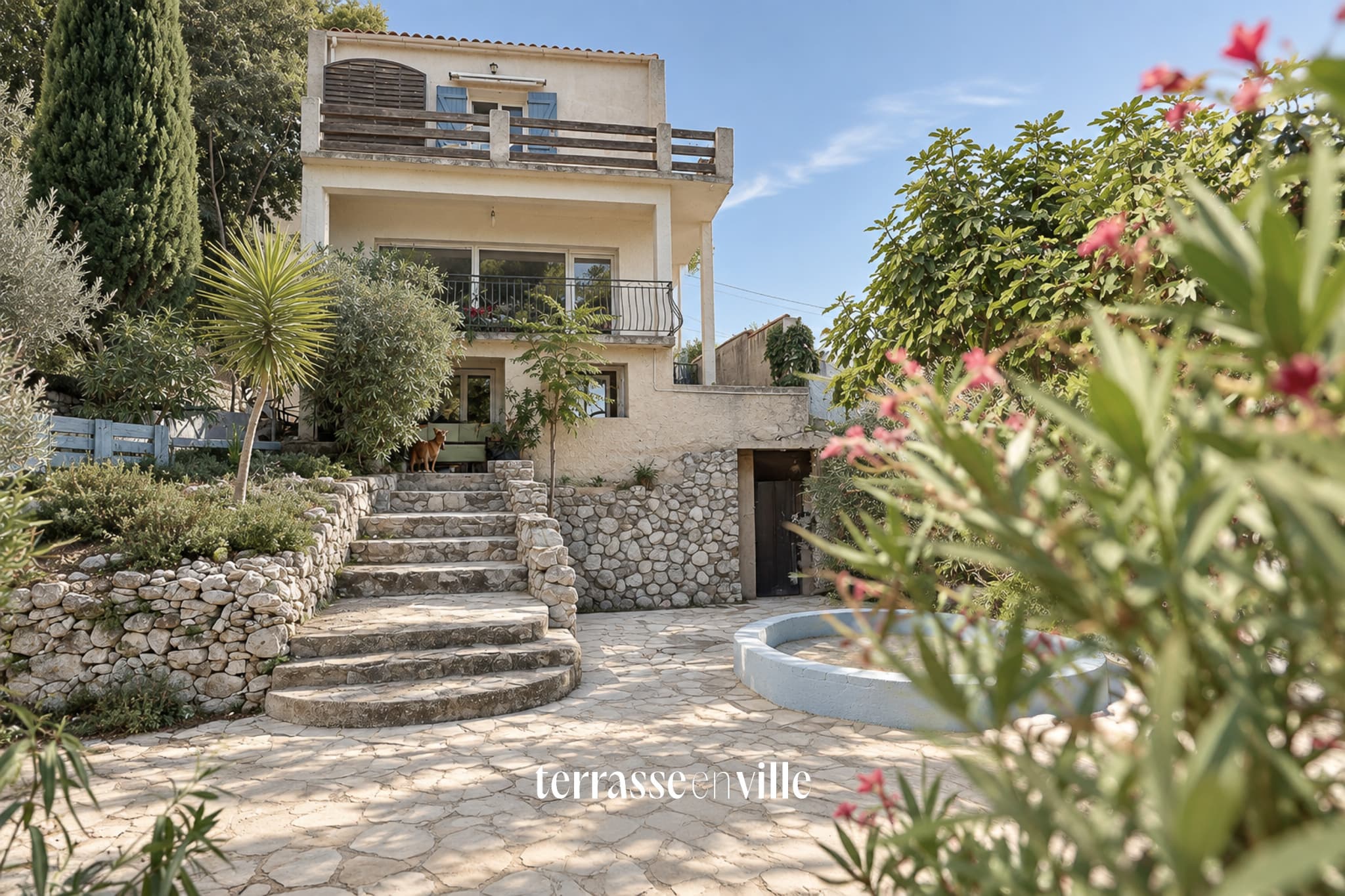 LA PENNE SUR HUVEAUNE - MAISON - T6 - JARDIN - VUE - 495 000€ - 5