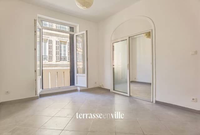 OPERA / SAINT VICTOR - T4 non meublé - 1900€