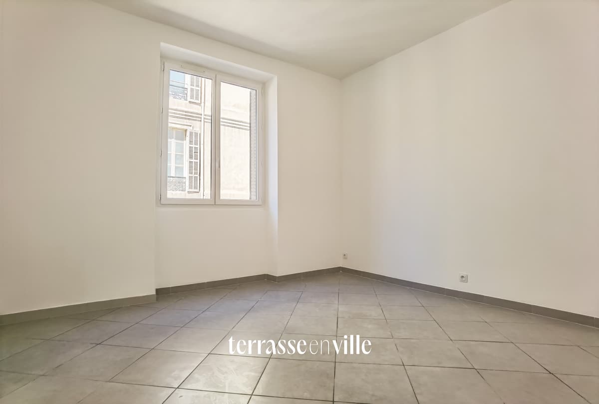 OPERA / SAINT VICTOR - T4 non meublé - 1900€ - 6