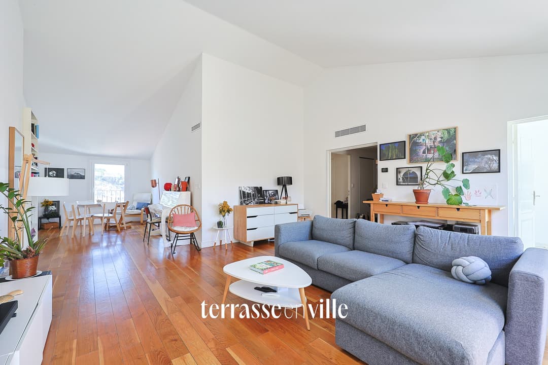 EXCLUSIVITE - VAUBAN - T4 - TERRASSE - VUE NOTRE DAME DE LA GARDE - BOX - 645 000 €
