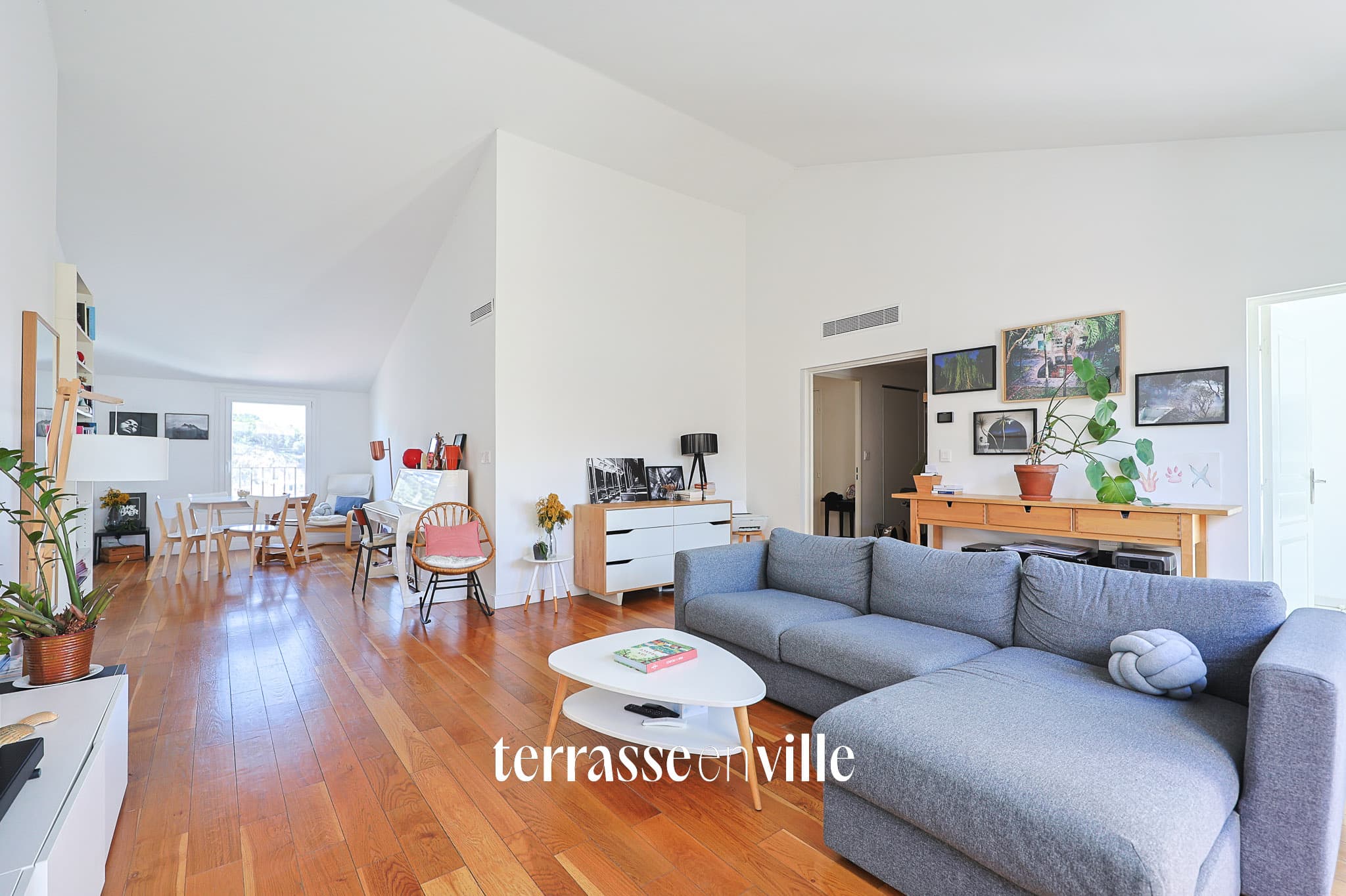 EXCLUSIVITE - VAUBAN - T4 - TERRASSE - VUE NOTRE DAME DE LA GARDE - BOX - 645 000 € - 3