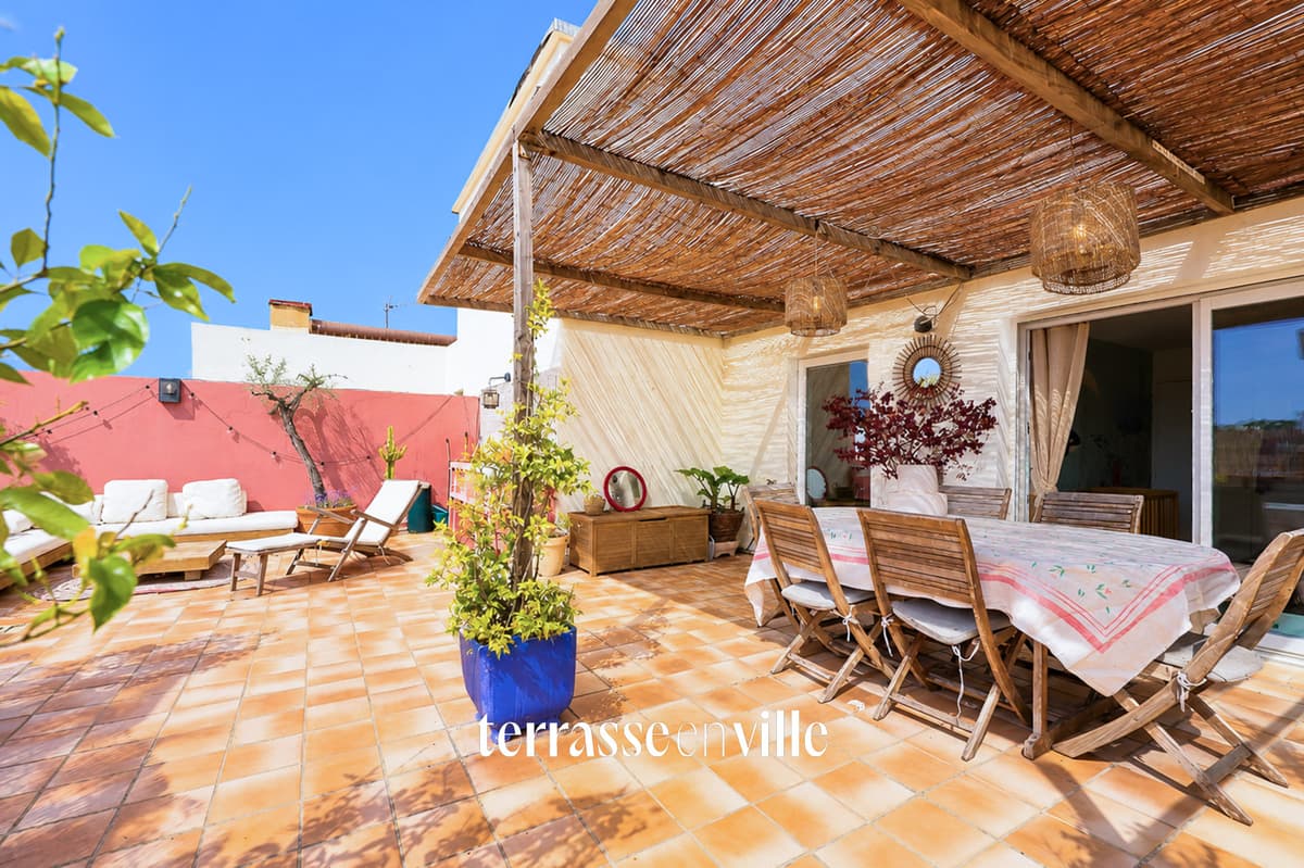 BOMPARD - T3 - TERRASSE - VUE MER ET NOTRE DAME DE LA GARDE - BOX - 695 000 € - 3