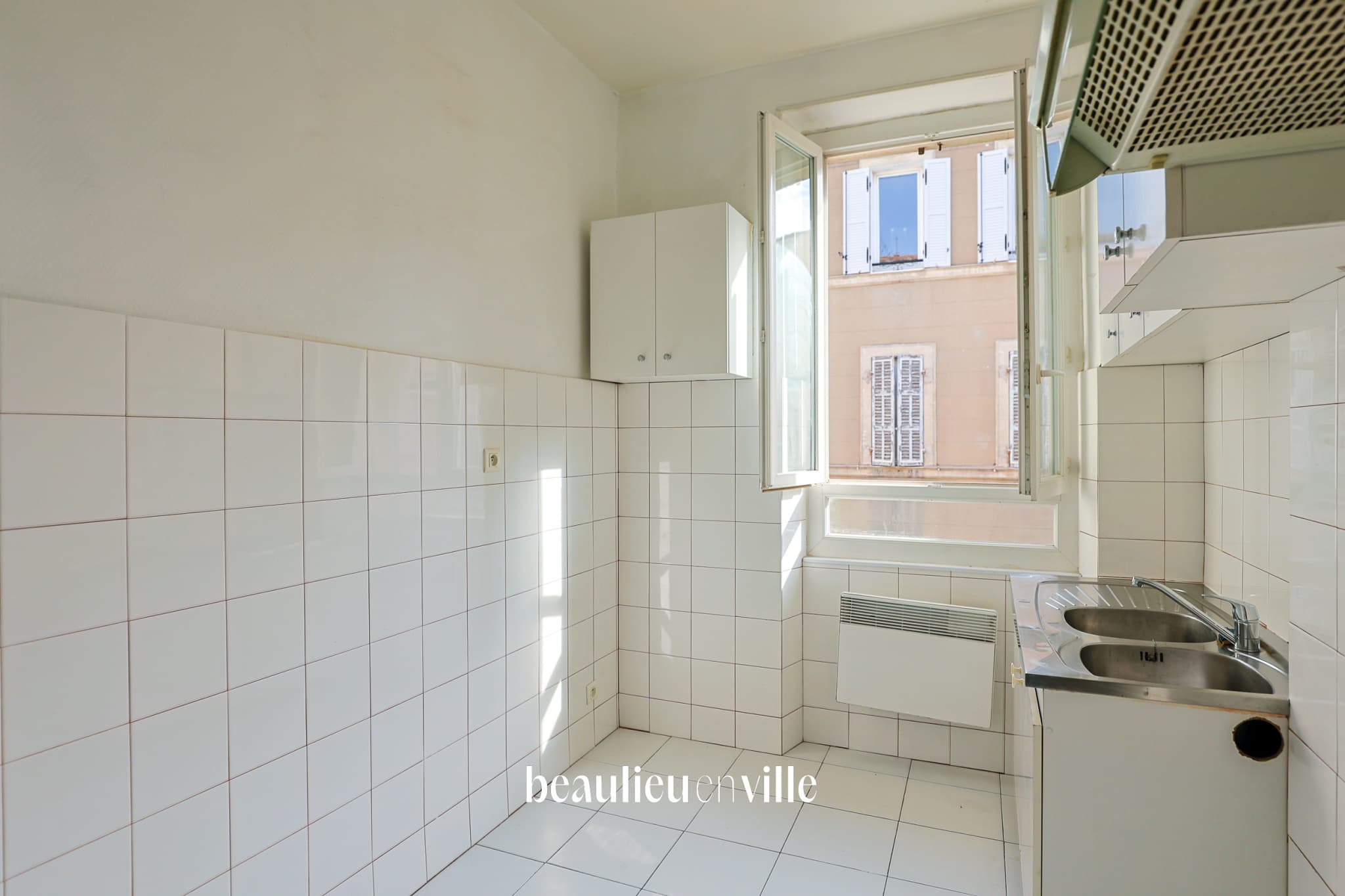EXCLUSIVITÉ - CAMAS - T2 - 48 M2 - 175 000 EUROS - 2