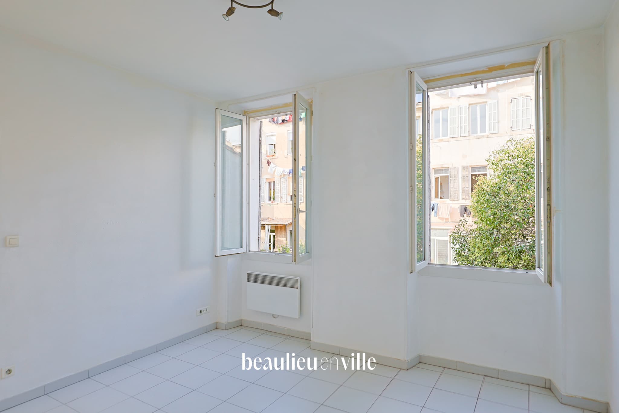 EXCLUSIVITÉ - CAMAS - T2 - 48 M2 - 175 000 EUROS - 3