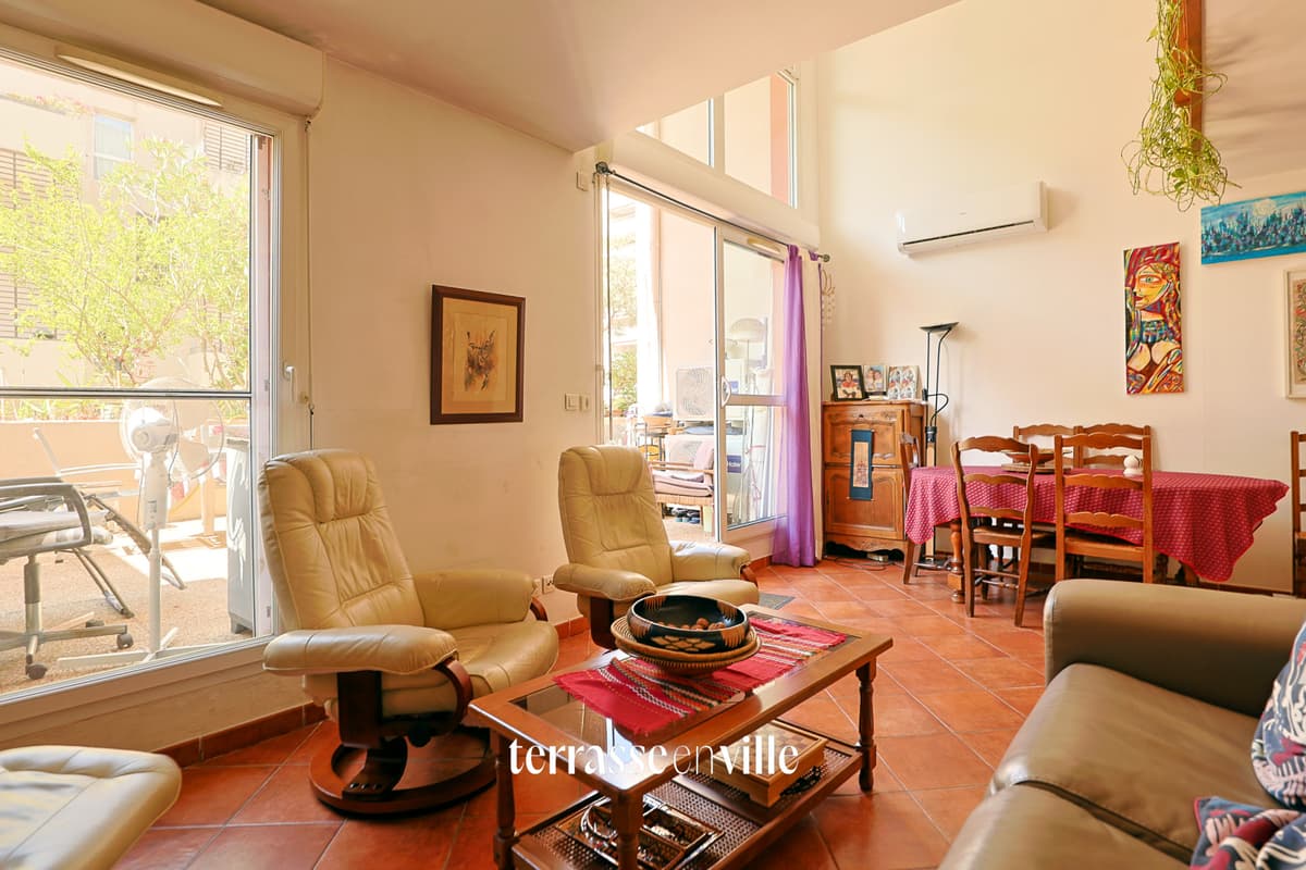 EXCLUSIVITE - CARRE D’OR - T4 DUPLEX - 84 M2 - TERRASSE - 42 M2 - DOUBLE BOX - 450 000 € - 4
