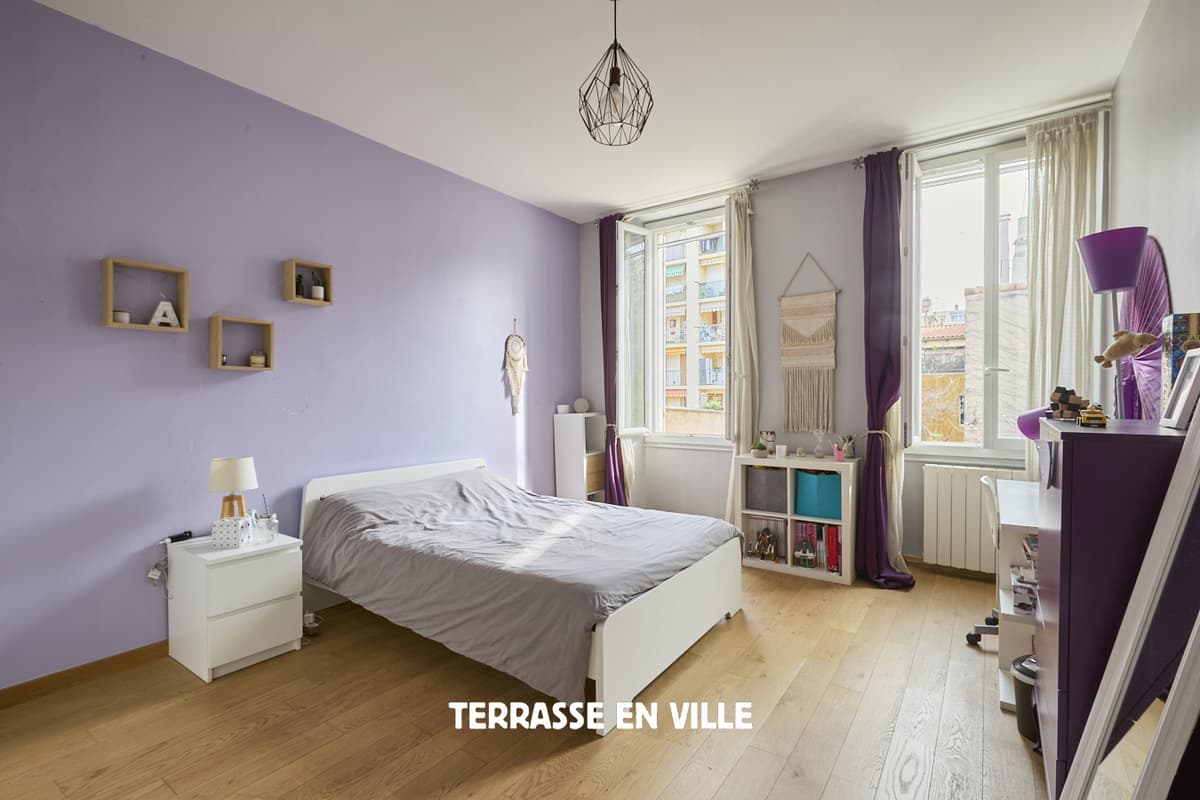 EXCLUSIVITÉ - SEBASTOPOL - T4 - DUPLEX - REZ-DE-JARDIN - 145m2 - 560 000€ - 5