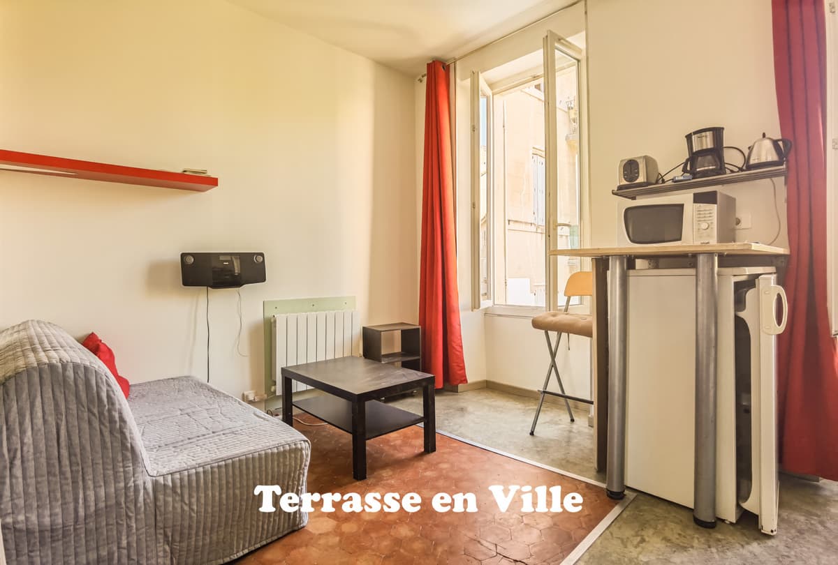 NOTRE DAME DU MONT - T1/2 MEUBLÉ - 575€
