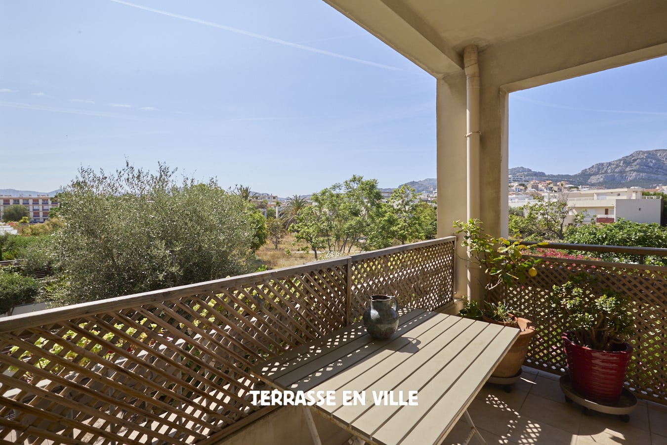 BONNEVEINE/ESCALE BORELY 13008 - APPARTEMENT T4 - 160M2 - TERRASSE - GARAGE EN SUS - 749 000€