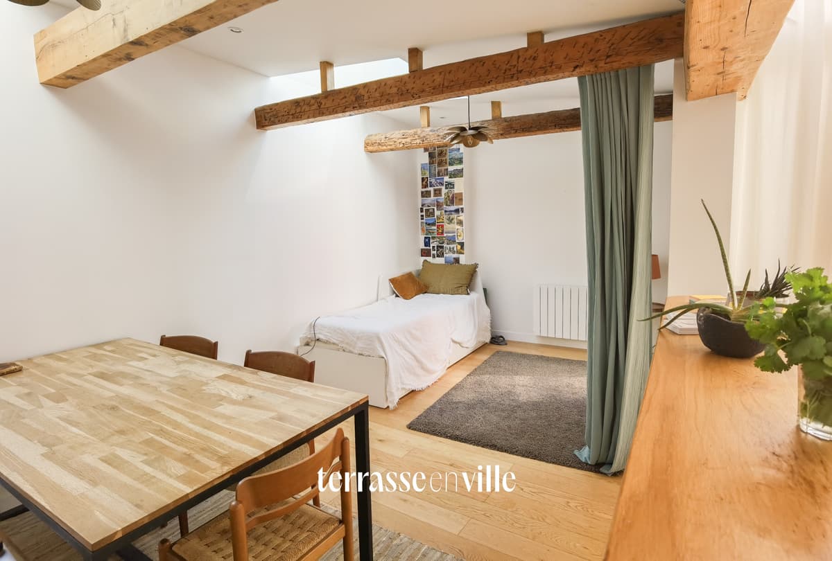 Réformés - T3/4 meublé - Terrasse - 1600€ - 7
