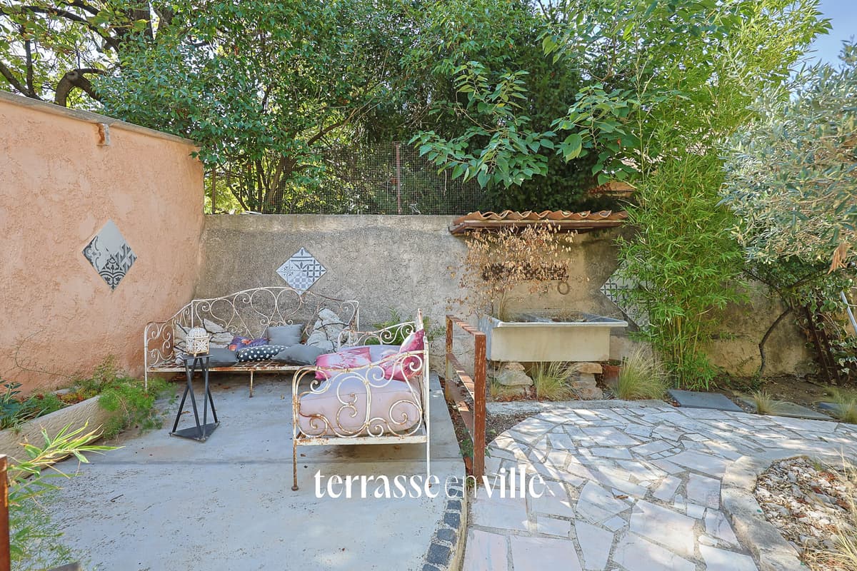 Exclusivité - Montolivet/Bois-Luzy - Bas-de-villa - Jardin - Piscine - 350 000€ - 7