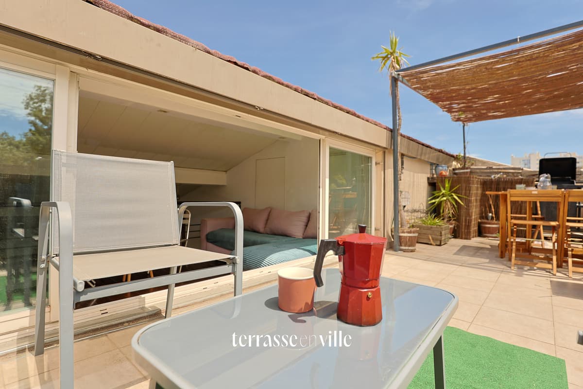 EXCLUSIVITE - BELLE DE MAI / TRAVERSE SERY - T3 - DERNIER ETAGE - TERRASSE - GARAGE - 260 000€ - 3