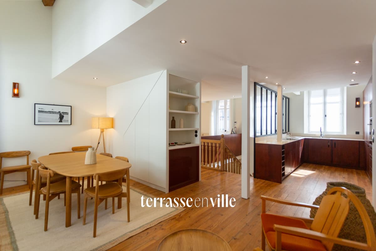 Biarritz - les Halles - Côtes des Basques - T5 - Maison de Ville - 1 590 000 €
