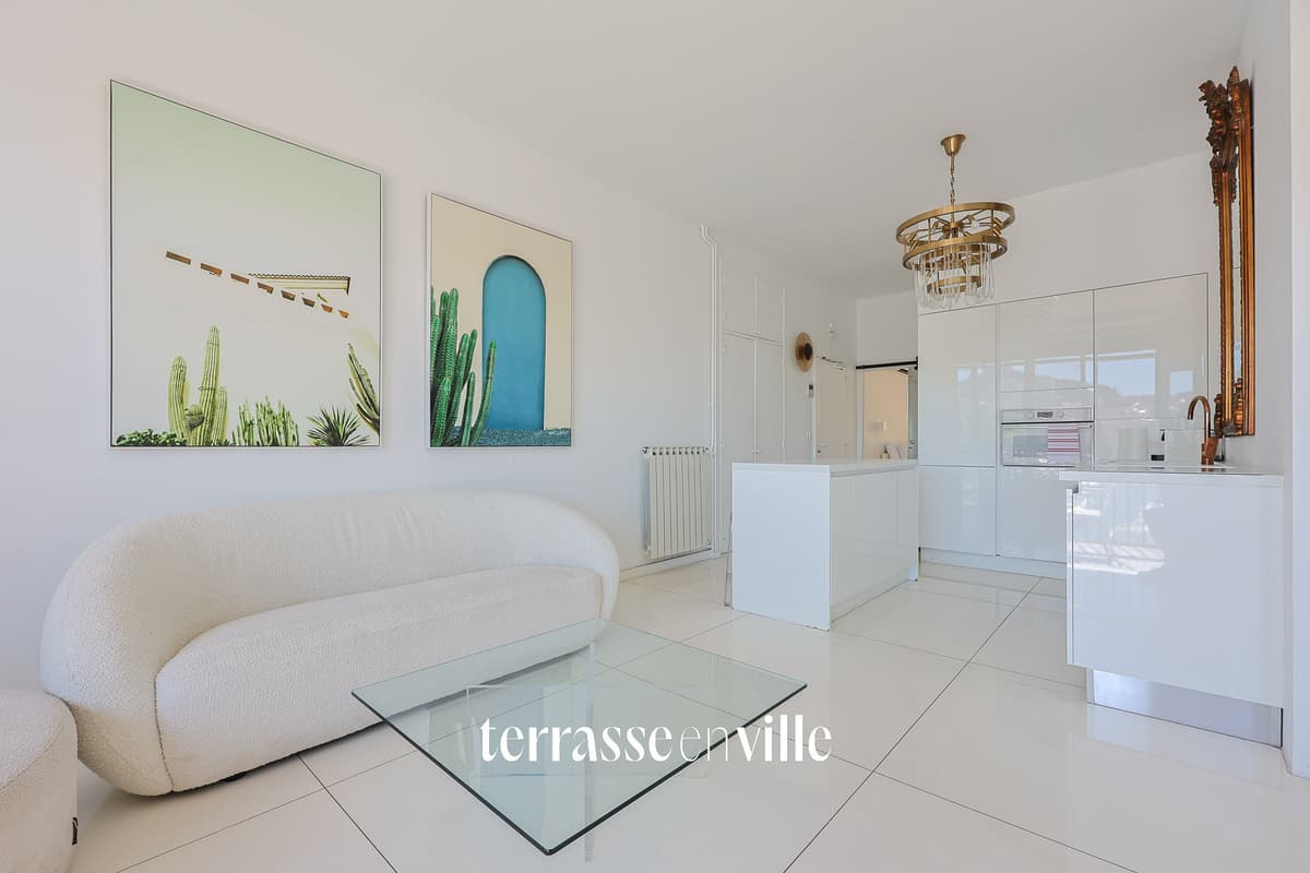 VIEUX PORT - POUILLON - T3 - 53 M2 - TERRASSE 12M2 - CAVE - 640 000 € - 4