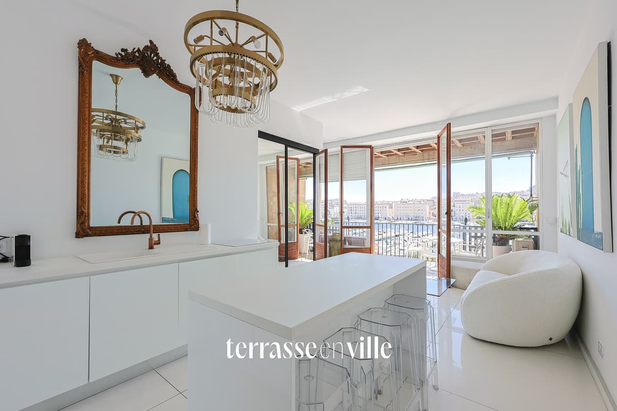 VIEUX PORT - POUILLON - T3 - 53 M2 - TERRASSE 12M2 - CAVE - 640 000 € - 3