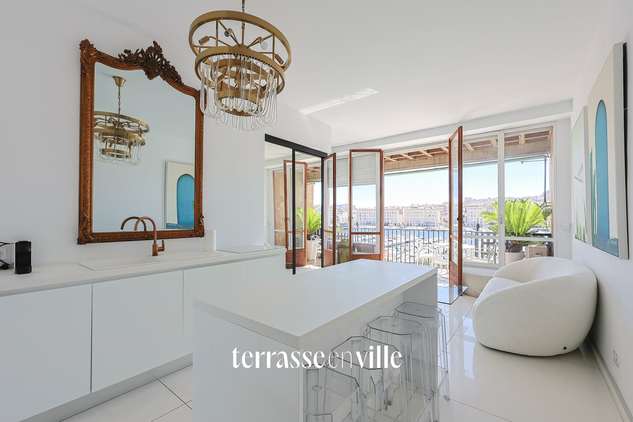 EXCLUSIVITE - VIEUX PORT - POUILLON - T3 - 53 M2 - TERRASSE 12M2 - CAVE - 640 000 € - 3