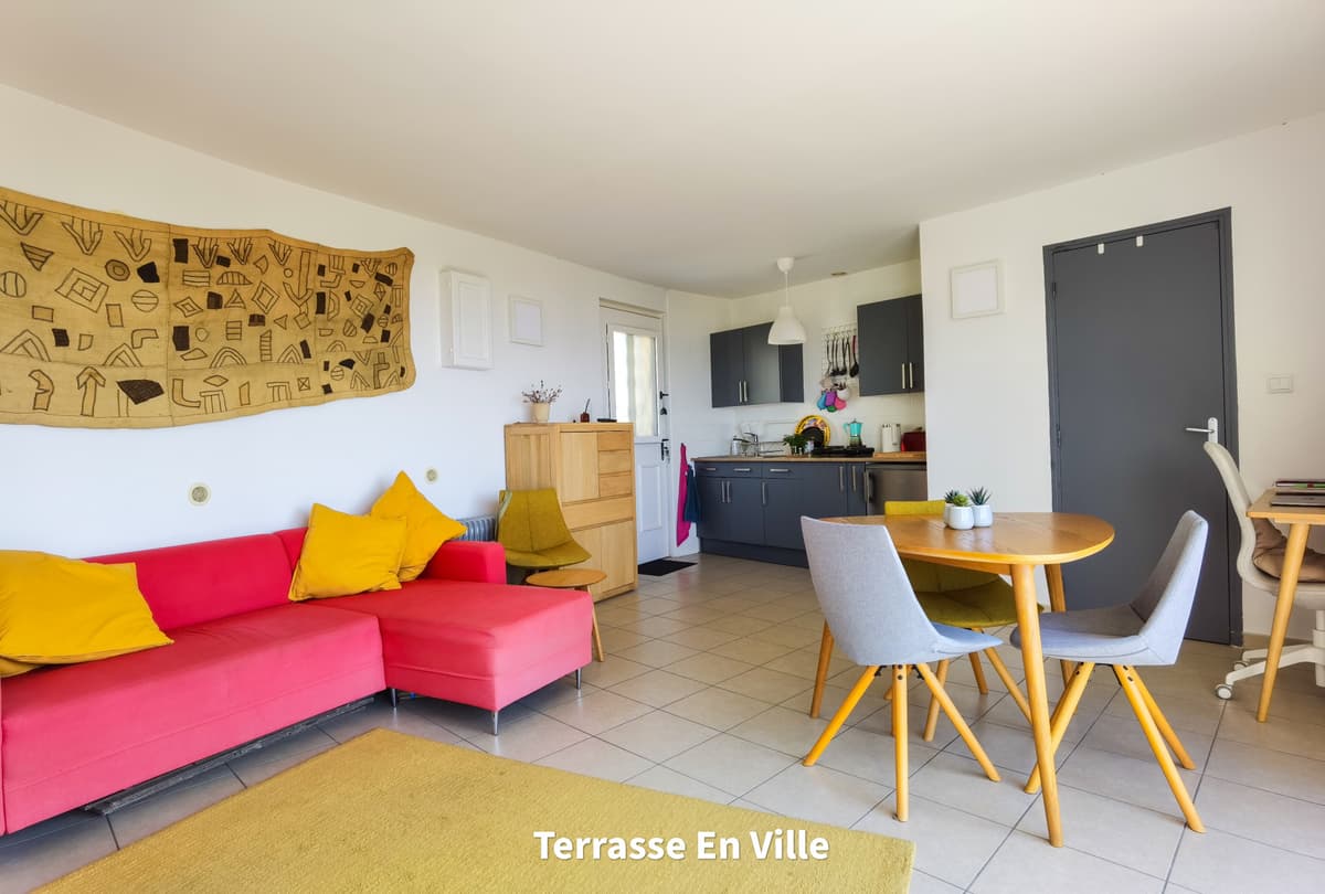 13016 - Estaque - T2 meublé avec terrasses- 776 € - 3