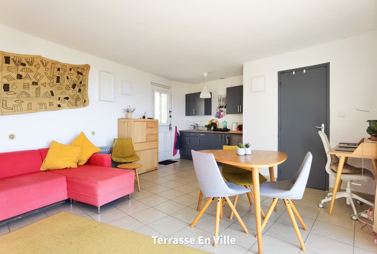13016 - Estaque - T2 meublé avec terrasses- 776 € - 7