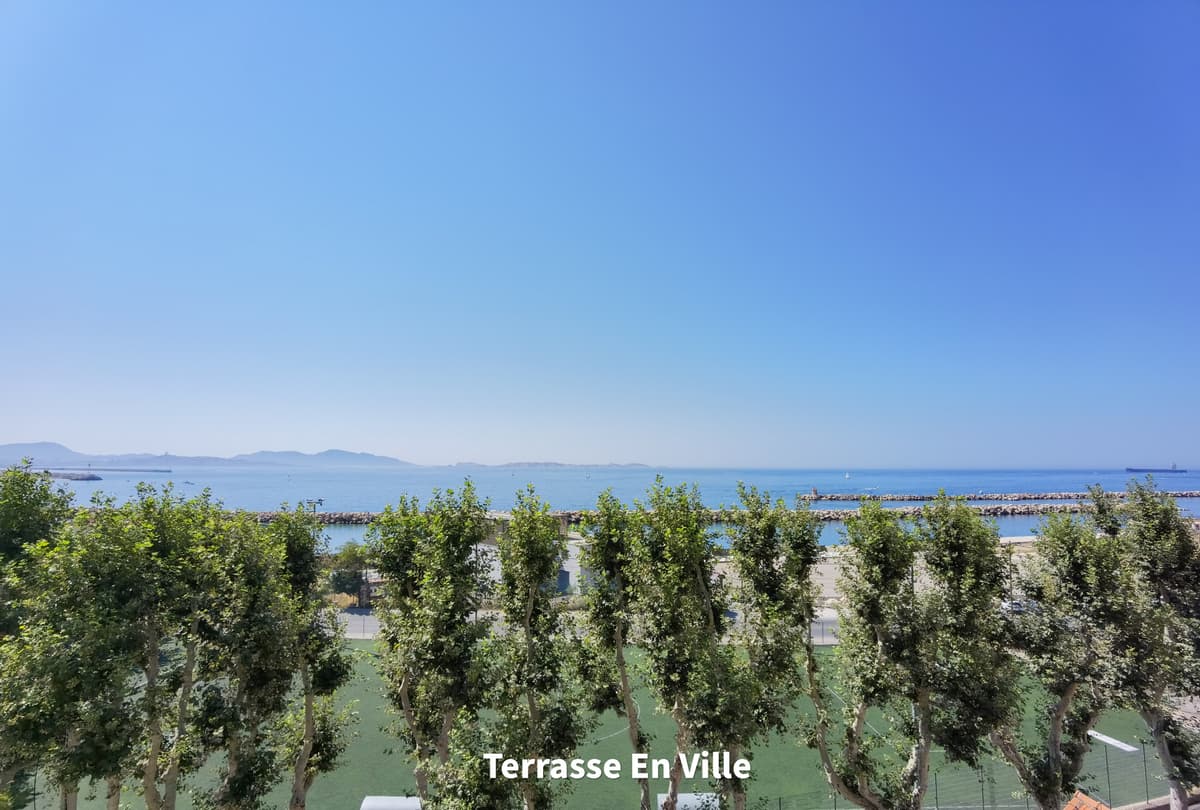 13016 - Estaque - T2 meublé avec terrasses- 776 € - 2