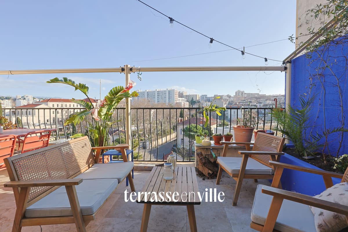FRICHE DE LA BELLE DE MAI - T3 - DERNIER ETAGE - TERRASSE - VUE - 255 000€ - 1