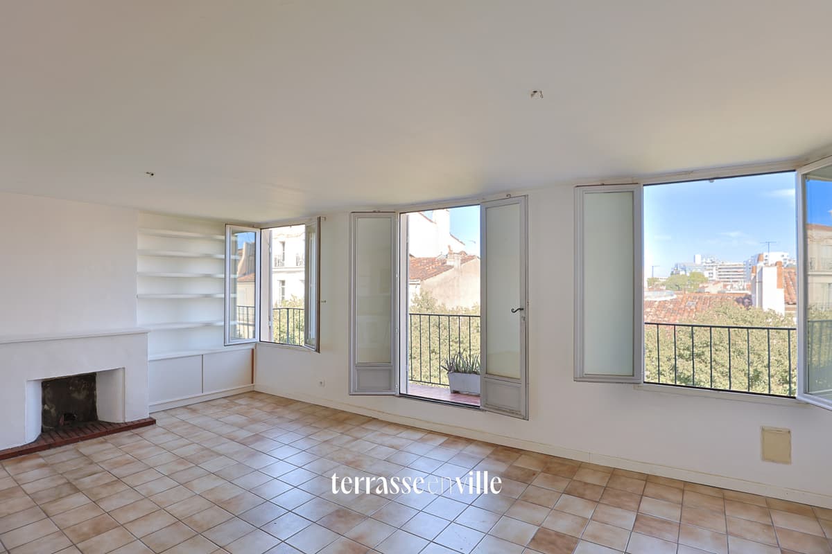 EXCLUSIVITÉ - 5 AVENUES - T2 - DERNIER ÉTAGE - TERRASSE - 260 000 EUROS - 6
