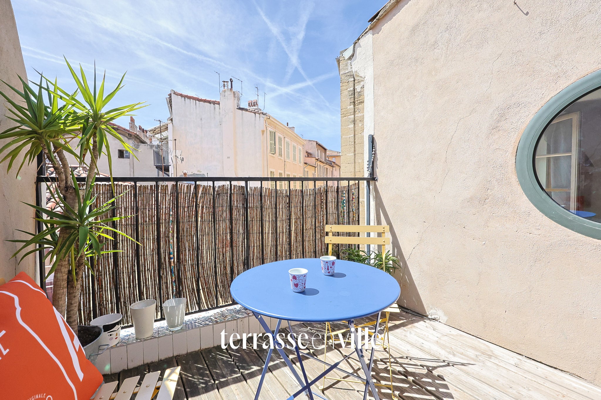 SOUS OFFRE - EXCLUSIVITE - LE PANIER - DUPLEX - T6 - 101 M2 - TERRASSE - SOLARIUM - 420 000 €