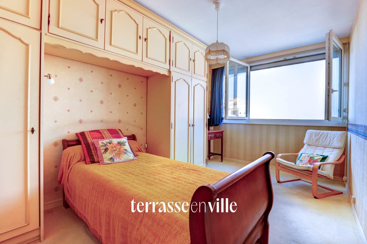 EXCLUSIVITÉ - CHUTES LAVIES - T5 - TERRASSE 70 M2 - DERNIER ETAGE - BOX - VUE MER - 455 000 EUROS - 6