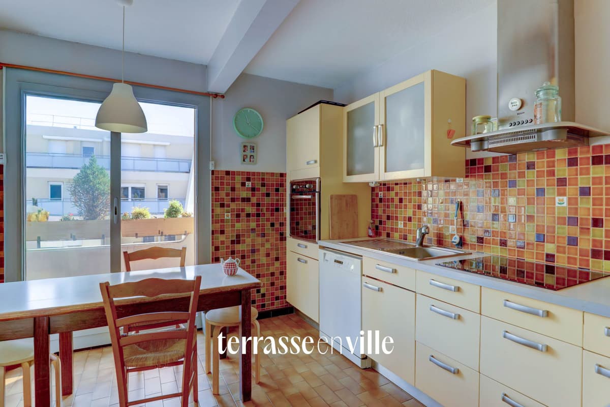 EXCLUSIVITÉ - CHUTES LAVIES - T5 - TERRASSE 70 M2 - DERNIER ETAGE - BOX - VUE MER - 455 000 EUROS - 3