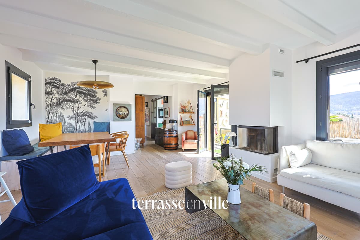 EXCLUSIVITE - VIEILLE CHAPELLE - PENTHOUSE - T4 - TERRASSE - VUE - PARKING - 570 000€ - 4