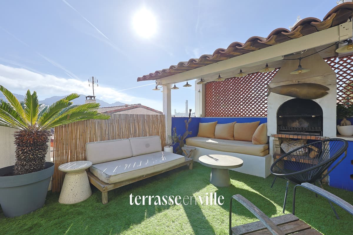 EXCLUSIVITE - VIEILLE CHAPELLE - PENTHOUSE - T4 - TERRASSE - VUE - PARKING - 570 000€