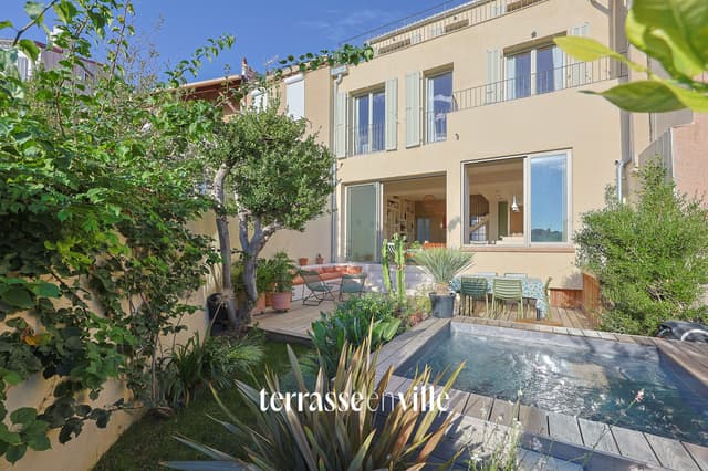 VAUBAN - MAISON INDIVIDUELLE - VUE - PISCINE - 1 450 000 EUROS
