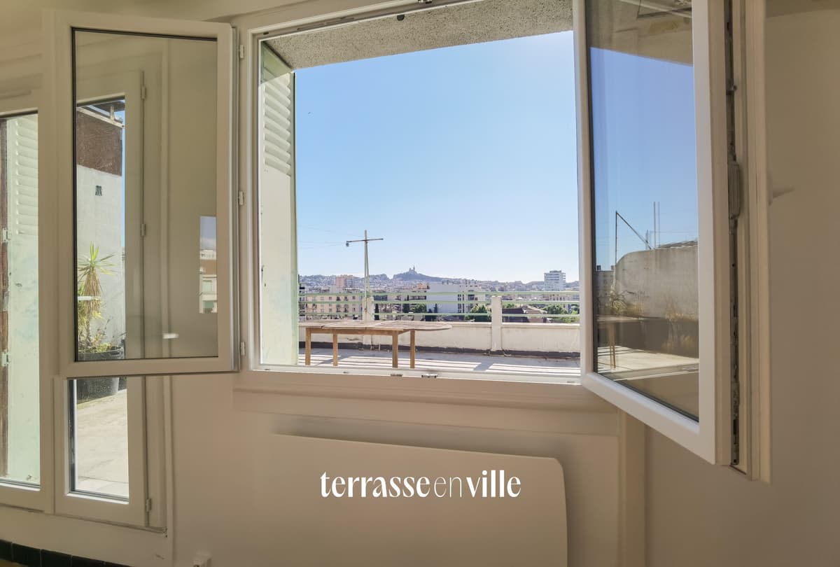 13004 - Blancarde - T2 non meublé - Grande terrasse - 980€ - 4