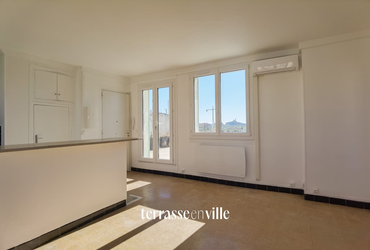 13004 - Blancarde - T2 non meublé - Grande terrasse - 980€ - 3