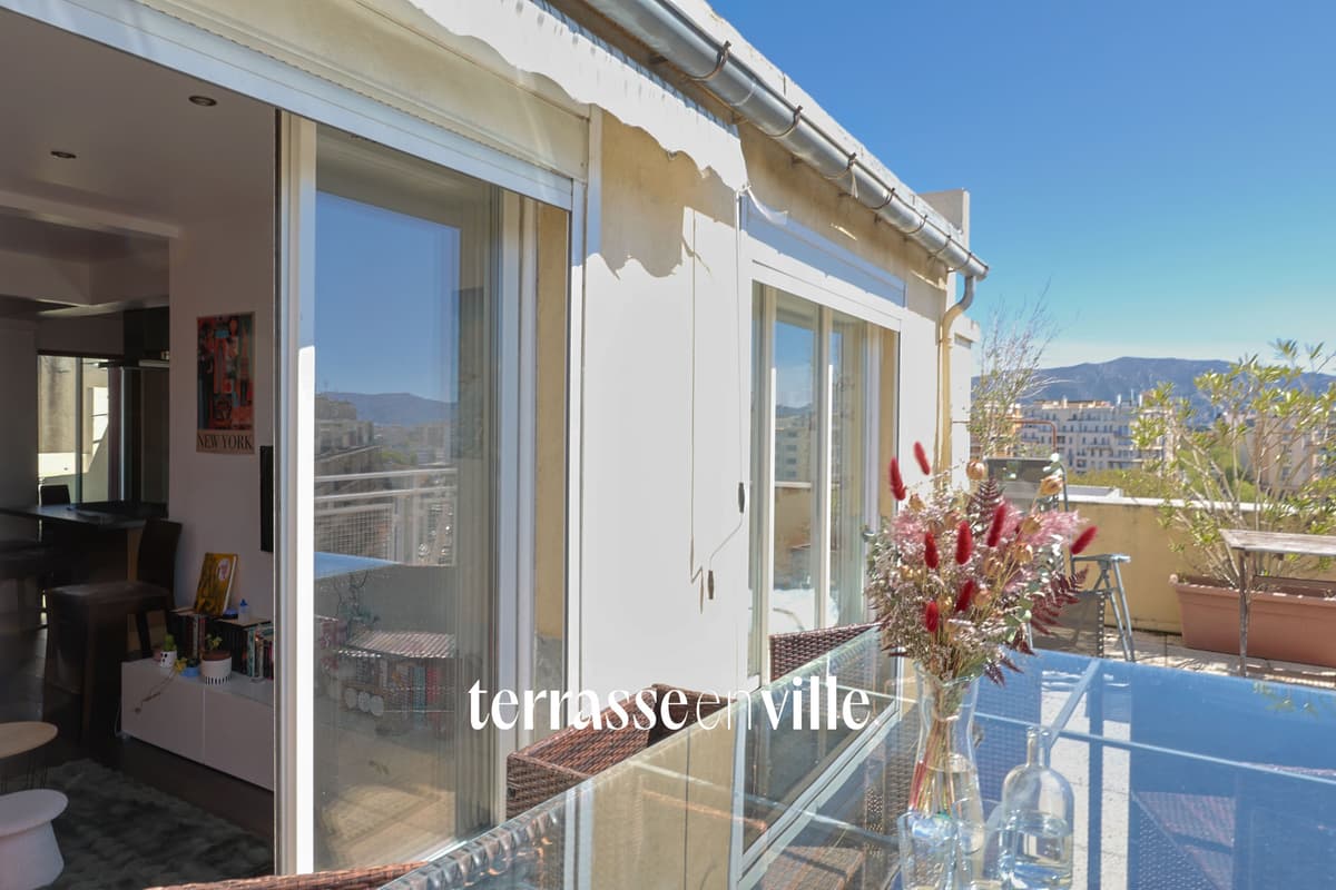 EXCLUSIVITÉ - CINQ AVENUES - T3 - TERRASSES - DERNIER ETAGE- 250 000 EUROS - 2