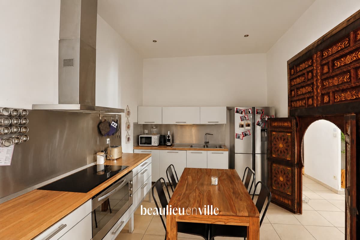 EXCLUSIVITÉ - VIEUX PORT / OPERA - T3 - 104 m2 - 390 000 EUROS - 3