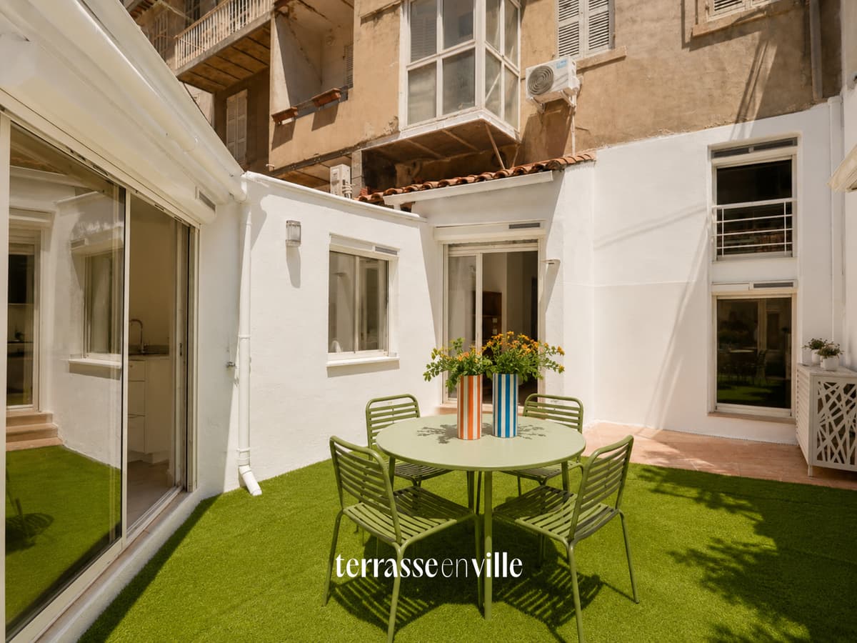 LODI / NOTRE-DAME-DU-MONT - REZ-DE-CHAUSSEE - 130M2 - TERRASSE - GARAGE - 680 000€