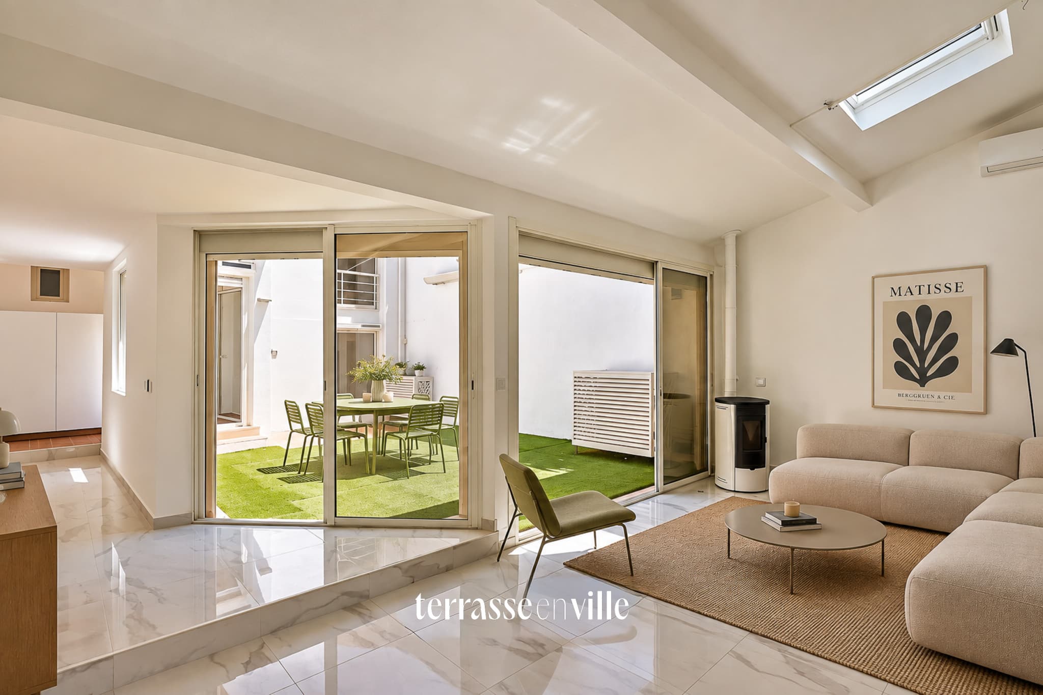 LODI / NOTRE-DAME-DU-MONT - REZ-DE-CHAUSSEE - 130M2 - TERRASSE - GARAGE - 680 000€ - 2