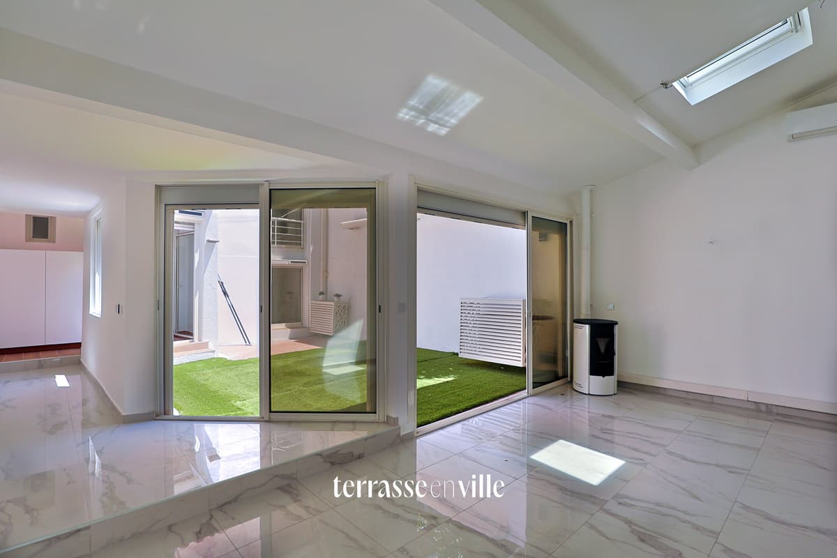 LODI / NOTRE-DAME-DU-MONT - REZ-DE-CHAUSSEE - 130M2 - TERRASSE - GARAGE - 680 000€ - 3