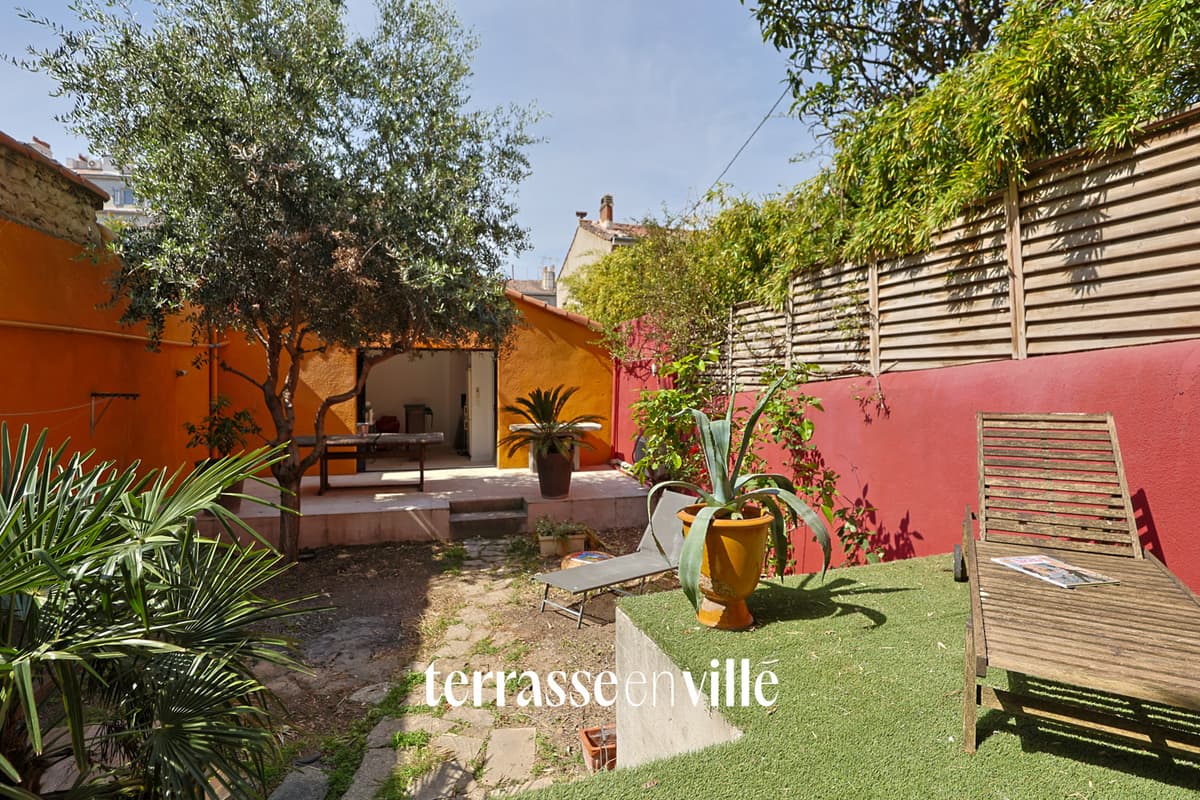 EXCLUSIVITÉ CINQ AVENUES MAISON T5/6 221 M2 - JARDIN - BOX DOUBLE - 880 000 € - 3