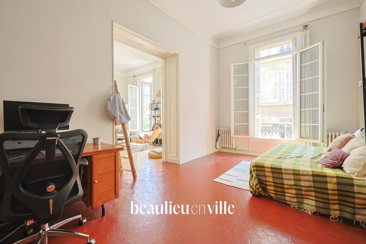 EXCLUSIVITÉ - CASTELLANE - T5 TRAVERSANT 128 M2 - 530 000 € - 3