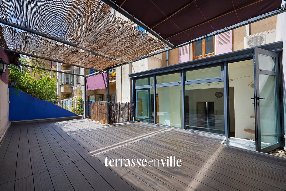 EXCLUSIVITE - NOTRE-DAME DU MONT / BIBLIOTHEQUE - T5 144m2 - TERRASSE - BOX - 598 000€ - 1