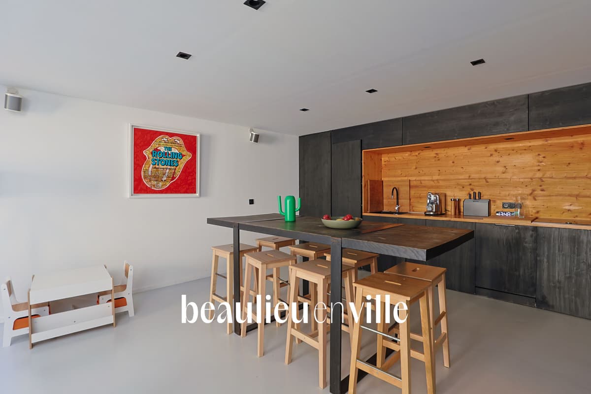EXCLUSIVITÉ VIEUX-PORT LOFT - T4 450 000 € - 2