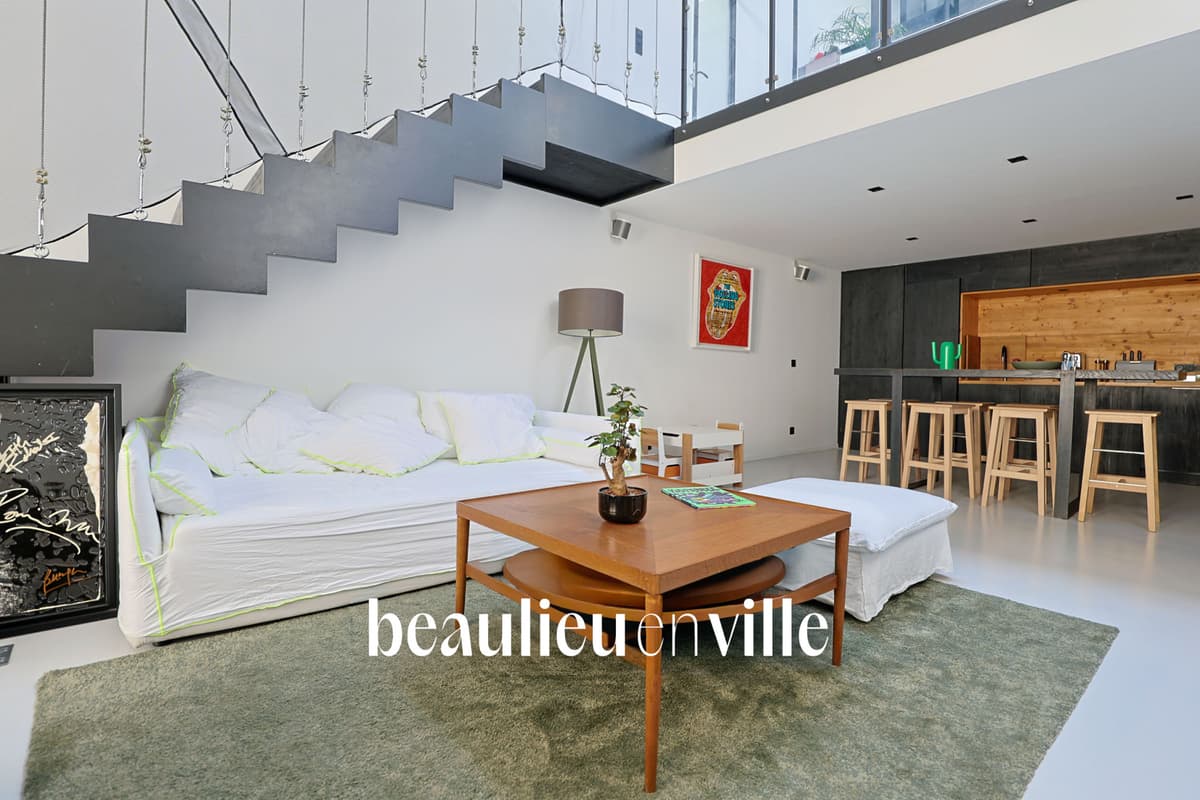 EXCLUSIVITÉ VIEUX-PORT LOFT - T4 450 000 €