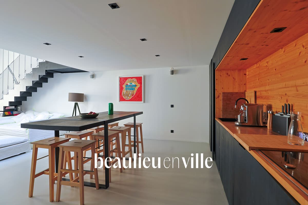 EXCLUSIVITÉ VIEUX-PORT LOFT - T4 450 000 € - 4
