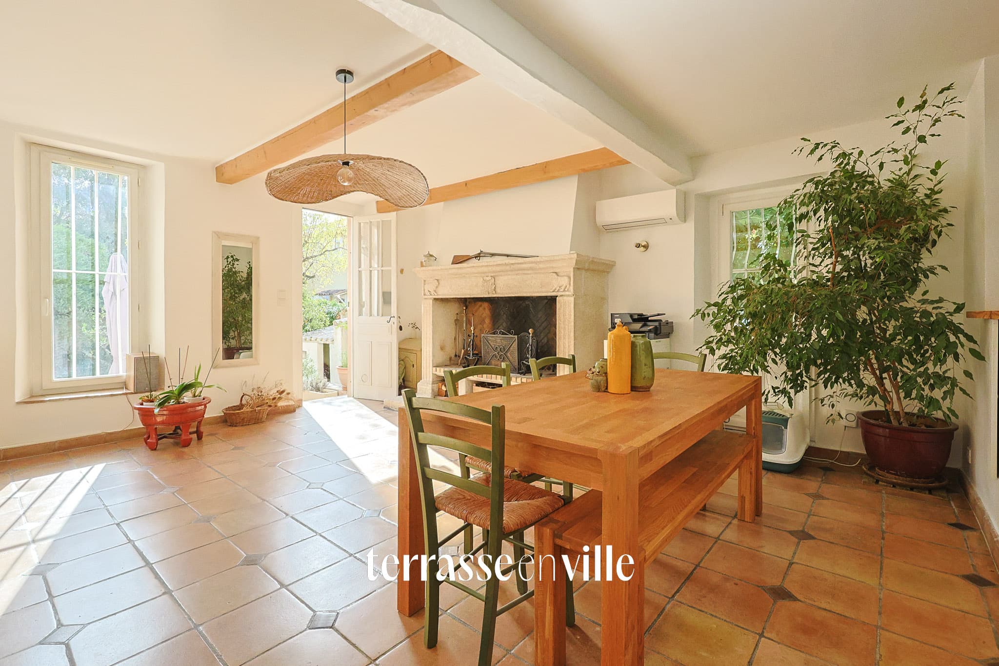 VIEILLE CHAPELLE REZ-DE-JARDIN T3 - TERRASSE & JARDIN BOX - 550 000 € - 6