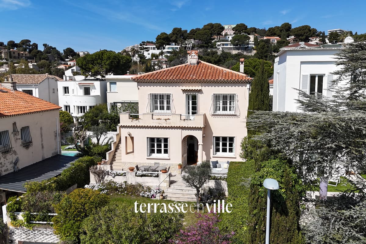 EXCLUSIVITÉ - ROUCAS PLAGE - MAISON - PISCINE-GARAGE - 1 490 000 € - 1